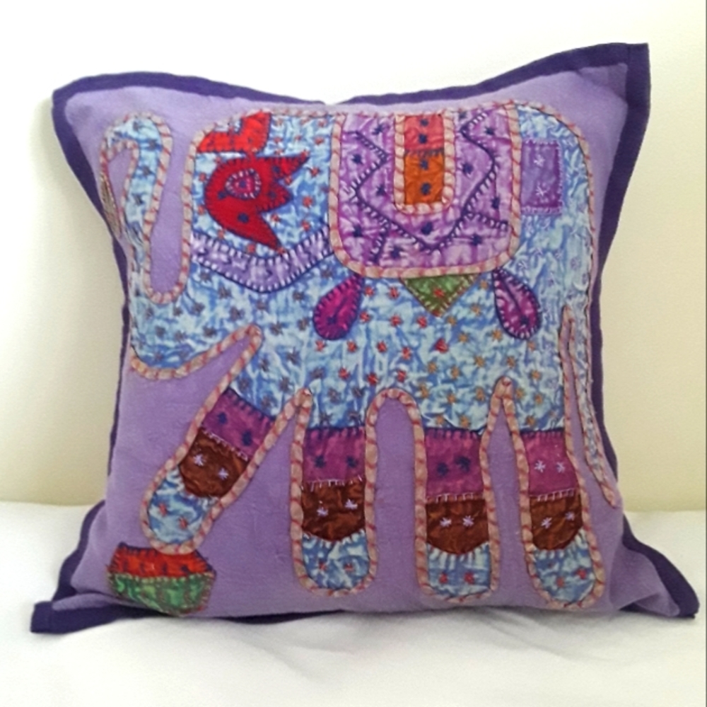 "SOLD"PURPLE ELEPHANT BOHO CUSHION COVER - Picture 1 of 7